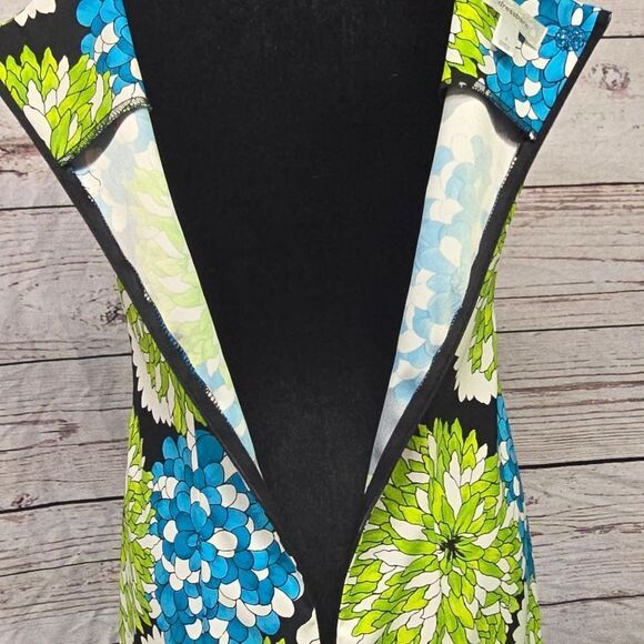 Dressbarn sleeveless floral dress. - Picture 5 of 5